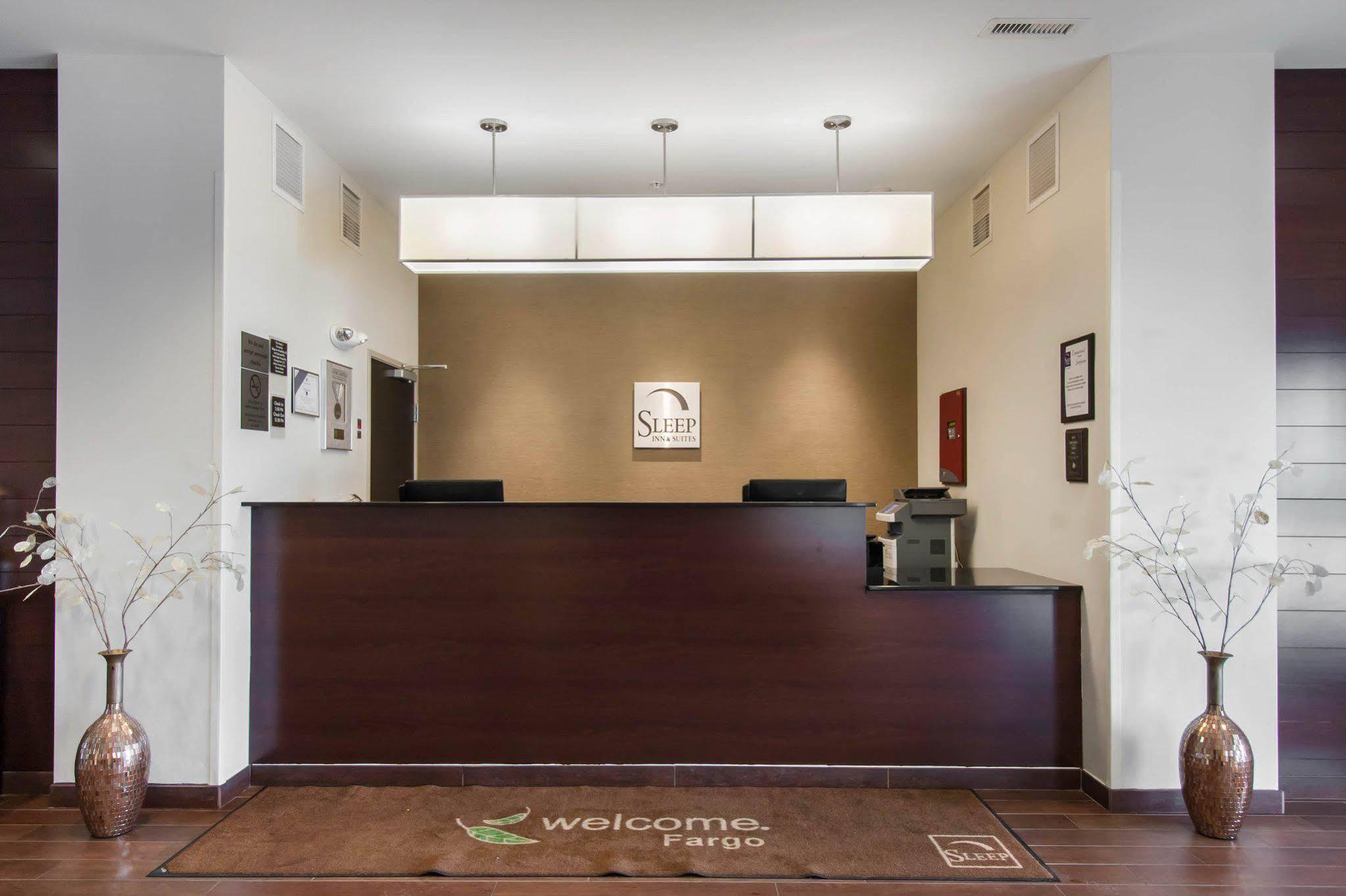 Sleep Inn & Suites Fargo Medical Center Eksteriør billede